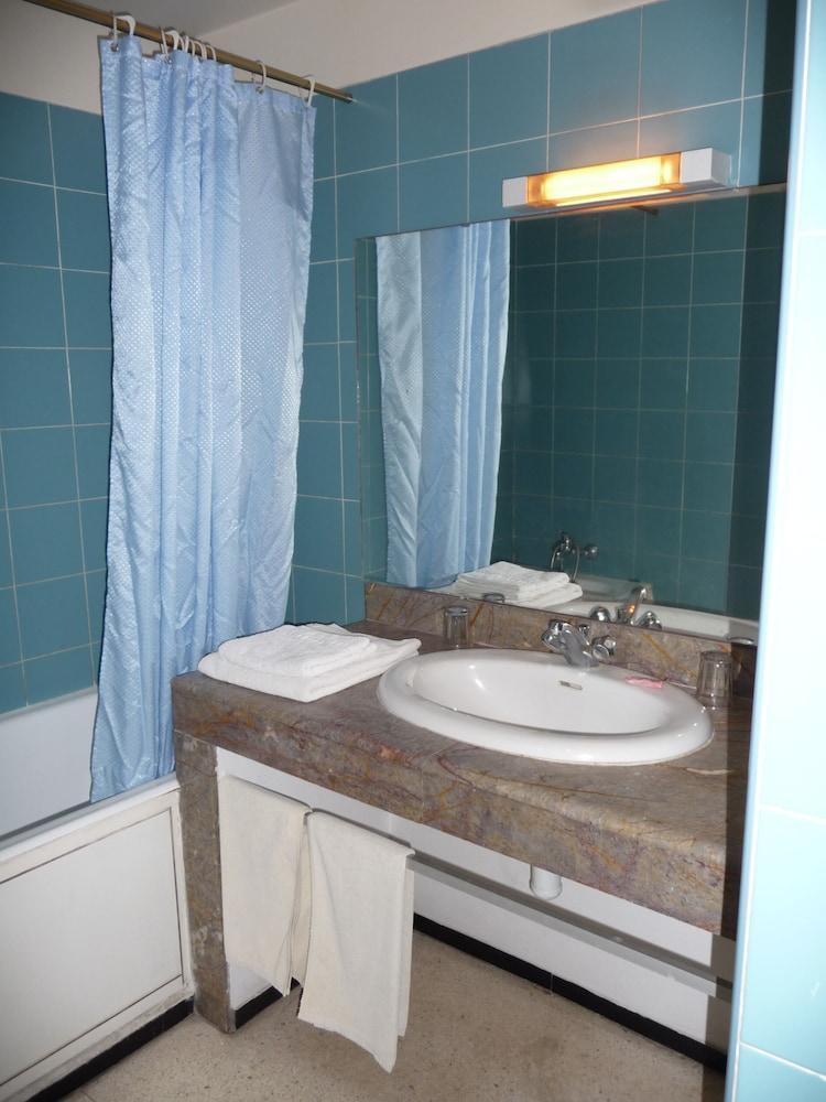 אגאדיר Hotel Kamal City Center מראה חיצוני תמונה